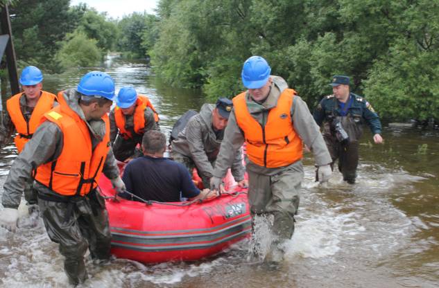 Паводок в Приморье за сутки подтопил не менее 400 домов