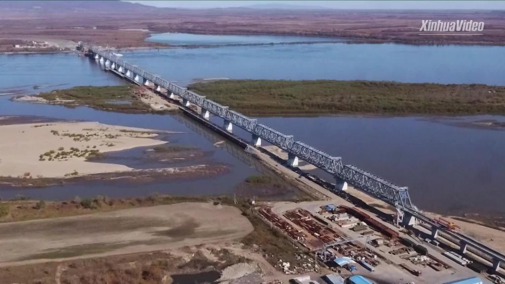 Мост через Амур между Россией и Китаем достроили | 18.08.2021 | Хабаровск -  БезФормата